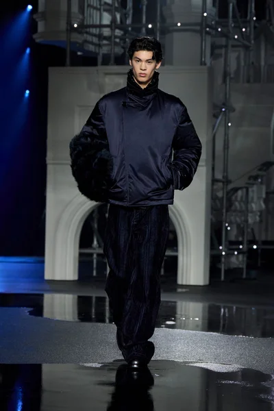 Look 47